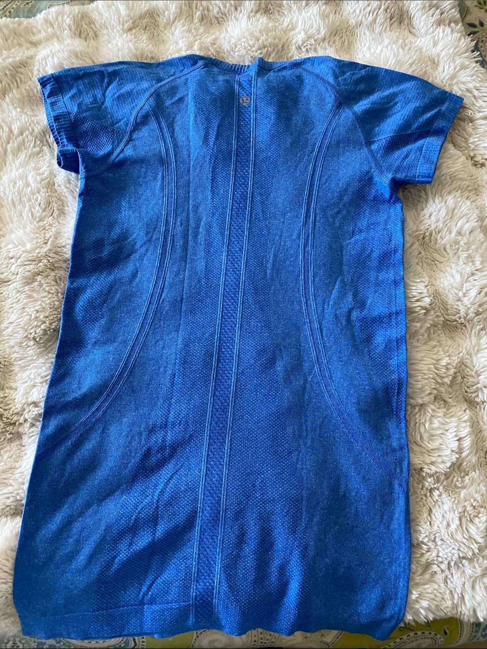 lululemon athletica 2 Workout Top - Size 6 - Picture 8 of 9